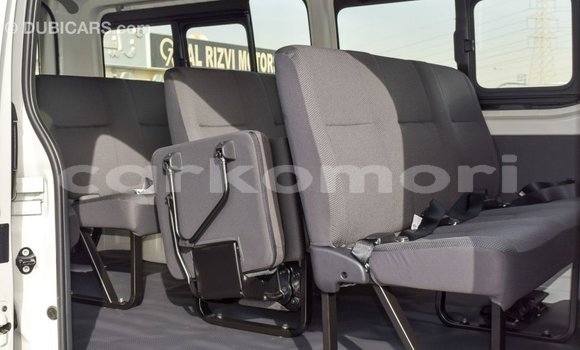 Buy Import Toyota Hiace White Car in Import - Dubai in Great Comore Buy Import Toyota Hiace White Car in Import - Dubai in Great Comore