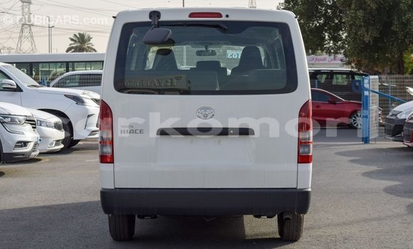 Buy Import Toyota Hiace White Car in Import - Dubai in Great Comore Buy Import Toyota Hiace White Car in Import - Dubai in Great Comore