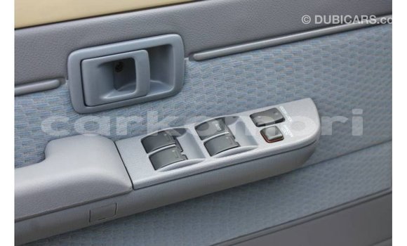 Acheter Import Voiture Toyota Land Cruiser Beige à Import - Dubai, Grande Comore Acheter Import Voiture Toyota Land Cruiser Beige à Import - Dubai, Grande Comore