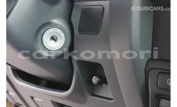 Acheter Import Voiture Toyota Land Cruiser Beige à Import - Dubai, Grande Comore Acheter Import Voiture Toyota Land Cruiser Beige à Import - Dubai, Grande Comore