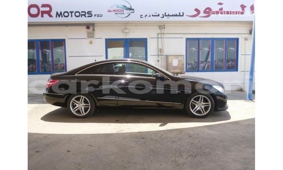 Buy Import Mercedes-Benz 250 Black Car in Import - Dubai in Great Comore Buy Import Mercedes-Benz 250 Black Car in Import - Dubai in Great Comore