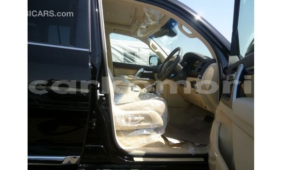 Buy Import Toyota Land Cruiser Black Car in Import - Dubai in Great Comore Buy Import Toyota Land Cruiser Black Car in Import - Dubai in Great Comore