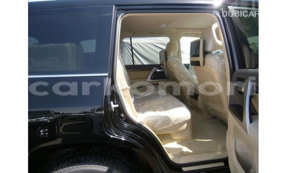 Buy Import Toyota Land Cruiser Black Car in Import - Dubai in Great Comore Buy Import Toyota Land Cruiser Black Car in Import - Dubai in Great Comore