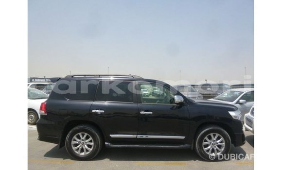 Buy Import Toyota Land Cruiser Black Car in Import - Dubai in Great Comore Buy Import Toyota Land Cruiser Black Car in Import - Dubai in Great Comore