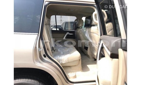 Buy Import Toyota Land Cruiser Other Car in Import - Dubai in Great Comore Buy Import Toyota Land Cruiser Other Car in Import - Dubai in Great Comore