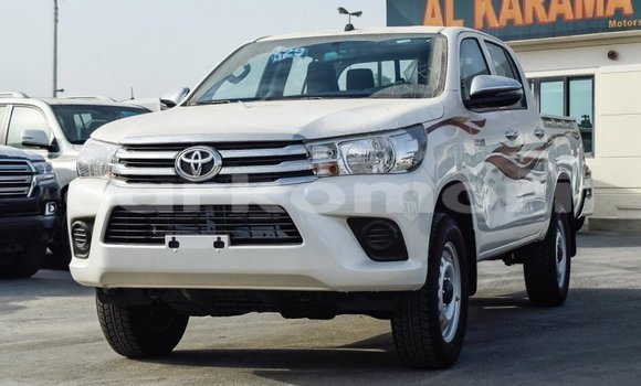 Buy Import Toyota Hilux White Car in Import - Dubai in Great Comore Buy Import Toyota Hilux White Car in Import - Dubai in Great Comore