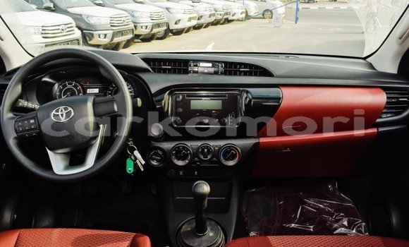 Buy Import Toyota Hilux White Car in Import - Dubai in Great Comore Buy Import Toyota Hilux White Car in Import - Dubai in Great Comore
