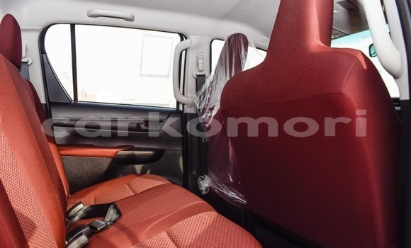 Buy Import Toyota Hilux White Car in Import - Dubai in Great Comore Buy Import Toyota Hilux White Car in Import - Dubai in Great Comore