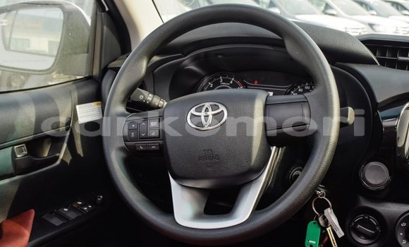 Buy Import Toyota Hilux White Car in Import - Dubai in Great Comore Buy Import Toyota Hilux White Car in Import - Dubai in Great Comore