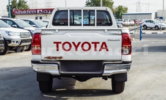 Buy Import Toyota Hilux White Car in Import - Dubai in Great Comore Buy Import Toyota Hilux White Car in Import - Dubai in Great Comore