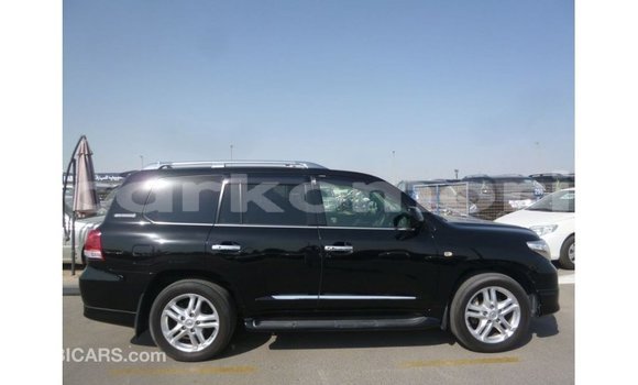Buy Import Toyota Land Cruiser Black Car in Import - Dubai in Great Comore Buy Import Toyota Land Cruiser Black Car in Import - Dubai in Great Comore