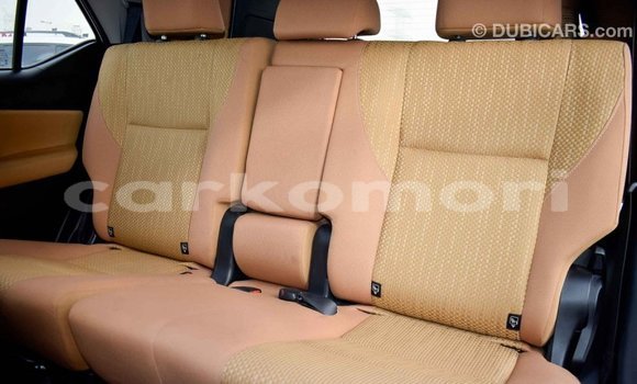 Acheter Import Voiture Toyota Fortuner Blanc à Import - Dubai, Grande Comore Acheter Import Voiture Toyota Fortuner Blanc à Import - Dubai, Grande Comore