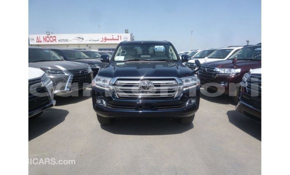 Buy Import Toyota Land Cruiser Blue Car in Import - Dubai in Great Comore Buy Import Toyota Land Cruiser Blue Car in Import - Dubai in Great Comore