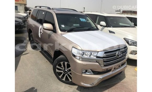 Acheter Import Voiture Toyota Land Cruiser Autre à Import - Dubai, Grande Comore Acheter Import Voiture Toyota Land Cruiser Autre à Import - Dubai, Grande Comore