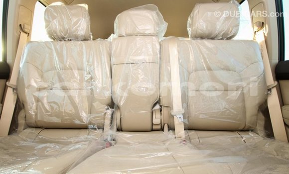 Acheter Import Voiture Toyota Land Cruiser Noir à Import - Dubai, Grande Comore Acheter Import Voiture Toyota Land Cruiser Noir à Import - Dubai, Grande Comore