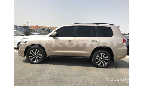 Acheter Import Voiture Toyota Land Cruiser Autre à Import - Dubai, Grande Comore Acheter Import Voiture Toyota Land Cruiser Autre à Import - Dubai, Grande Comore