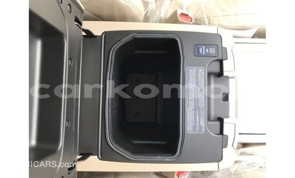 Acheter Import Voiture Toyota Land Cruiser Autre à Import - Dubai, Grande Comore Acheter Import Voiture Toyota Land Cruiser Autre à Import - Dubai, Grande Comore