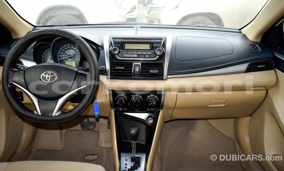 Acheter Import Voiture Toyota Yaris Blanc à Import - Dubai, Grande Comore Acheter Import Voiture Toyota Yaris Blanc à Import - Dubai, Grande Comore