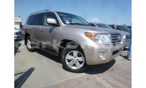 Buy Import Toyota Land Cruiser Other Car in Import - Dubai in Great Comore Buy Import Toyota Land Cruiser Other Car in Import - Dubai in Great Comore