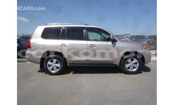 Buy Import Toyota Land Cruiser Other Car in Import - Dubai in Great Comore Buy Import Toyota Land Cruiser Other Car in Import - Dubai in Great Comore