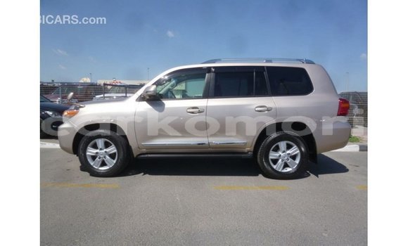 Buy Import Toyota Land Cruiser Other Car in Import - Dubai in Great Comore Buy Import Toyota Land Cruiser Other Car in Import - Dubai in Great Comore