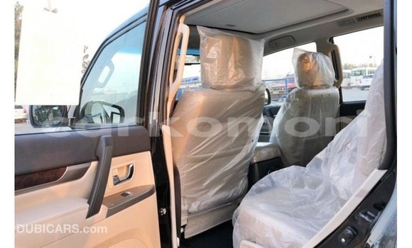 Buy Import Mitsubishi Pajero Black Car in Import - Dubai in Great Comore Buy Import Mitsubishi Pajero Black Car in Import - Dubai in Great Comore