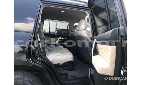 Buy Import Toyota Land Cruiser Black Car in Import - Dubai in Great Comore Buy Import Toyota Land Cruiser Black Car in Import - Dubai in Great Comore