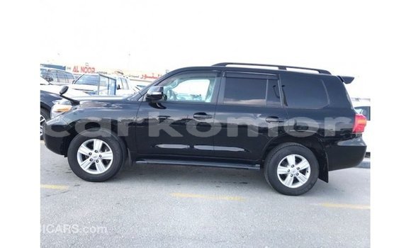Buy Import Toyota Land Cruiser Black Car in Import - Dubai in Great Comore Buy Import Toyota Land Cruiser Black Car in Import - Dubai in Great Comore