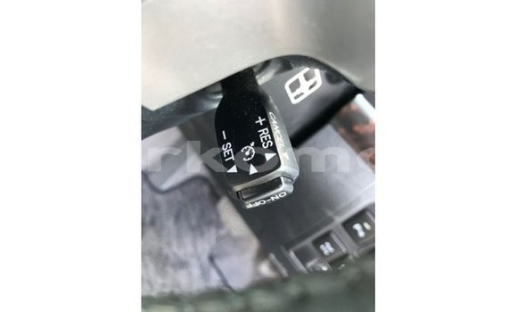 Buy Import Toyota Land Cruiser Black Car in Import - Dubai in Great Comore Buy Import Toyota Land Cruiser Black Car in Import - Dubai in Great Comore