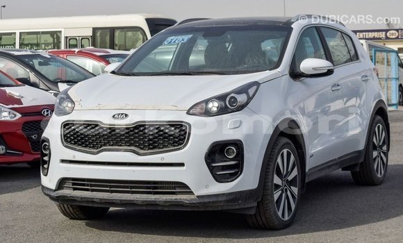 Buy Import Kia Sportage White Car in Import - Dubai in Great Comore Buy Import Kia Sportage White Car in Import - Dubai in Great Comore