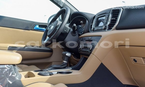 Buy Import Kia Sportage White Car in Import - Dubai in Great Comore Buy Import Kia Sportage White Car in Import - Dubai in Great Comore