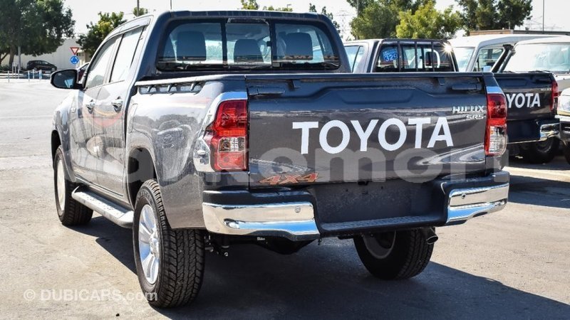 Big with watermark toyota hilux grande comore import dubai 2348
