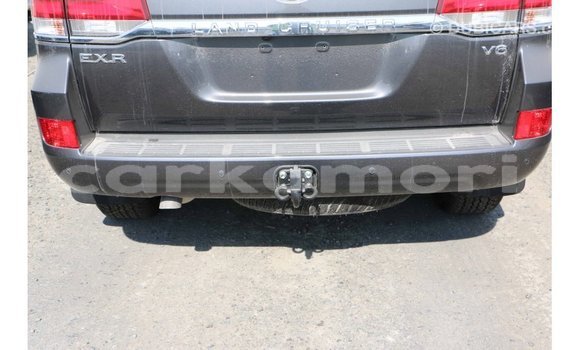 Buy Import Toyota Land Cruiser Black Car in Import - Dubai in Great Comore Buy Import Toyota Land Cruiser Black Car in Import - Dubai in Great Comore