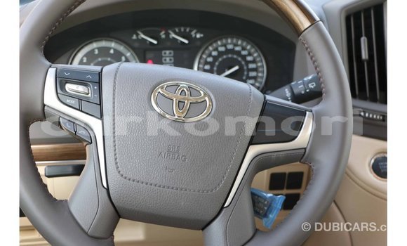 Buy Import Toyota Land Cruiser Black Car in Import - Dubai in Great Comore Buy Import Toyota Land Cruiser Black Car in Import - Dubai in Great Comore
