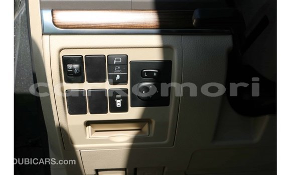 Buy Import Toyota Land Cruiser Black Car in Import - Dubai in Great Comore Buy Import Toyota Land Cruiser Black Car in Import - Dubai in Great Comore