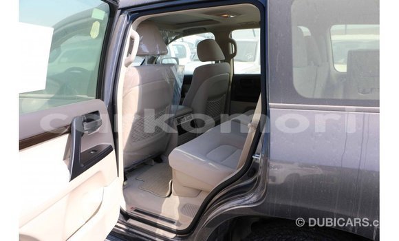 Buy Import Toyota Land Cruiser Black Car in Import - Dubai in Great Comore Buy Import Toyota Land Cruiser Black Car in Import - Dubai in Great Comore