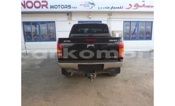 Acheter Import Voiture Toyota Hilux Noir à Import - Dubai, Grande Comore Acheter Import Voiture Toyota Hilux Noir à Import - Dubai, Grande Comore