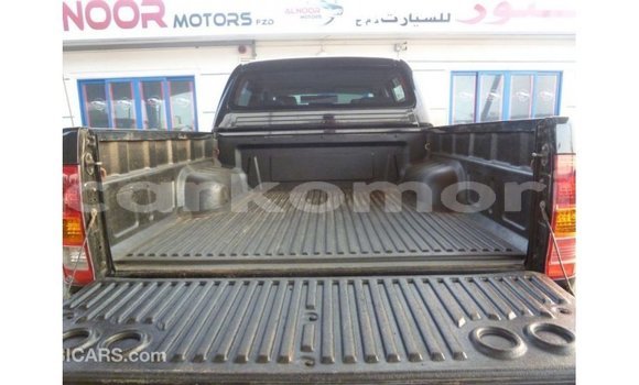 Acheter Import Voiture Toyota Hilux Noir à Import - Dubai, Grande Comore Acheter Import Voiture Toyota Hilux Noir à Import - Dubai, Grande Comore