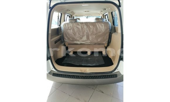 Buy Import Hyundai Accent White Car in Import - Dubai in Great Comore Buy Import Hyundai Accent White Car in Import - Dubai in Great Comore