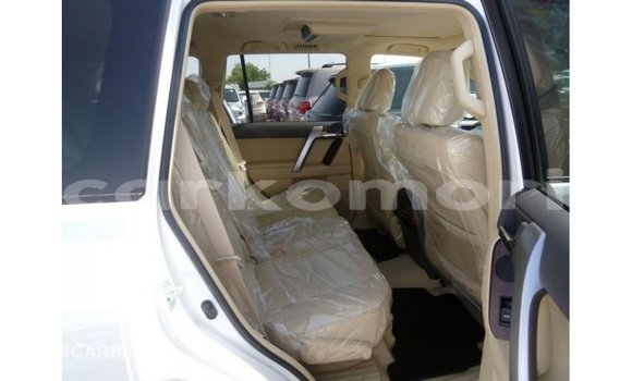 Buy Import Toyota Prado White Car in Import - Dubai in Great Comore Buy Import Toyota Prado White Car in Import - Dubai in Great Comore