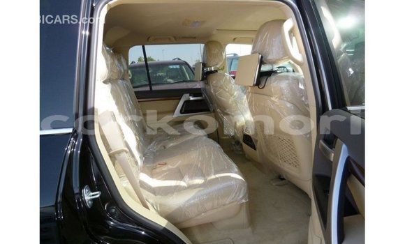 Buy Import Toyota Land Cruiser Black Car in Import - Dubai in Great Comore Buy Import Toyota Land Cruiser Black Car in Import - Dubai in Great Comore