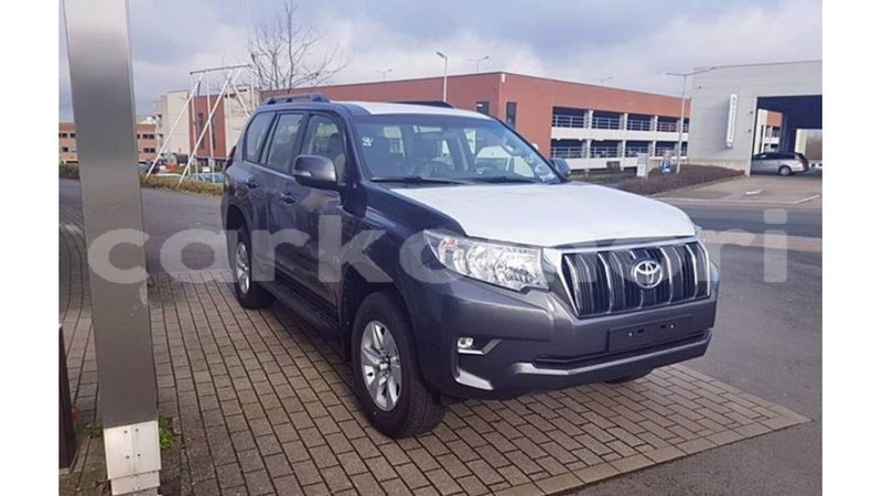 Big with watermark toyota prado grande comore import dubai 2363