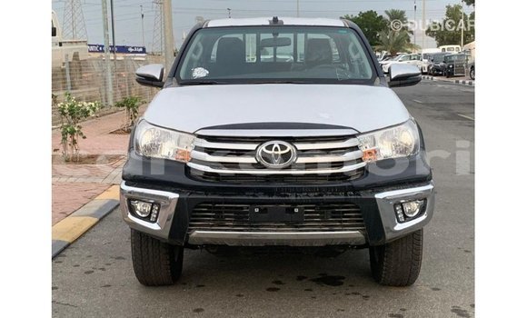 Buy Import Toyota Hilux Black Car in Import - Dubai in Great Comore Buy Import Toyota Hilux Black Car in Import - Dubai in Great Comore