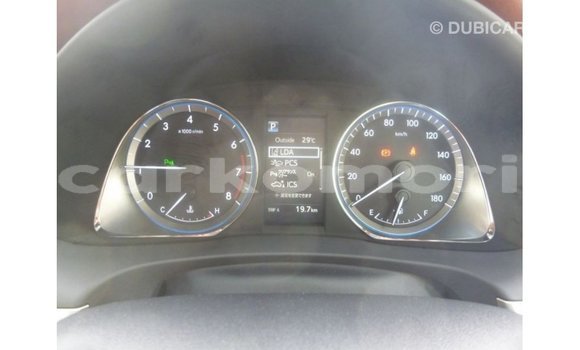 Acheter Import Voiture Toyota Harrier Rouge à Import - Dubai, Grande Comore Acheter Import Voiture Toyota Harrier Rouge à Import - Dubai, Grande Comore