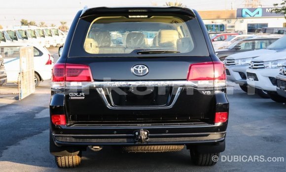 Acheter Import Voiture Toyota Land Cruiser Noir à Import - Dubai, Grande Comore Acheter Import Voiture Toyota Land Cruiser Noir à Import - Dubai, Grande Comore