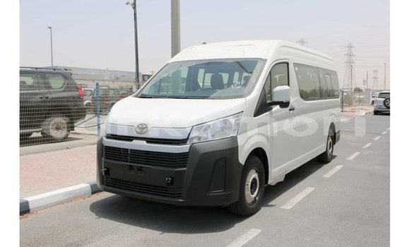 Buy Import Toyota Hiace White Car in Import - Dubai in Great Comore Buy Import Toyota Hiace White Car in Import - Dubai in Great Comore