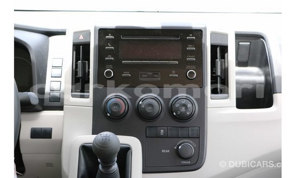 Buy Import Toyota Hiace White Car in Import - Dubai in Great Comore Buy Import Toyota Hiace White Car in Import - Dubai in Great Comore