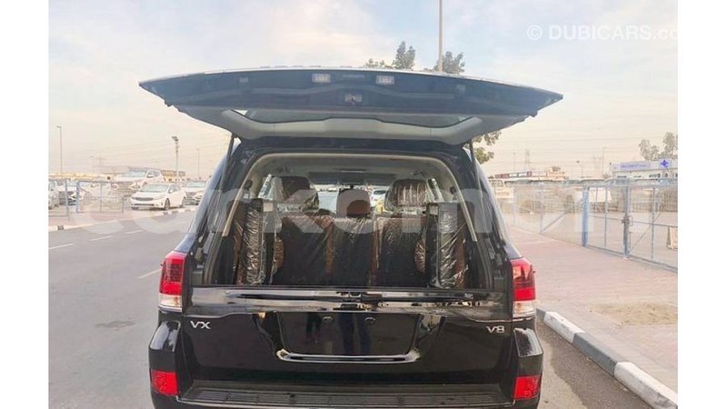 Big with watermark toyota land cruiser grande comore import dubai 2379