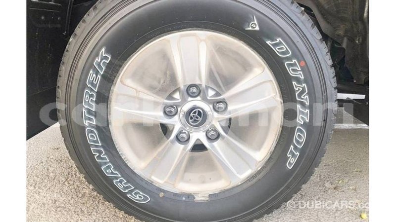 Big with watermark toyota land cruiser grande comore import dubai 2379