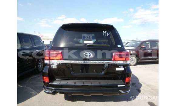 Acheter Import Voiture Toyota Land Cruiser Noir à Import - Dubai, Grande Comore Acheter Import Voiture Toyota Land Cruiser Noir à Import - Dubai, Grande Comore
